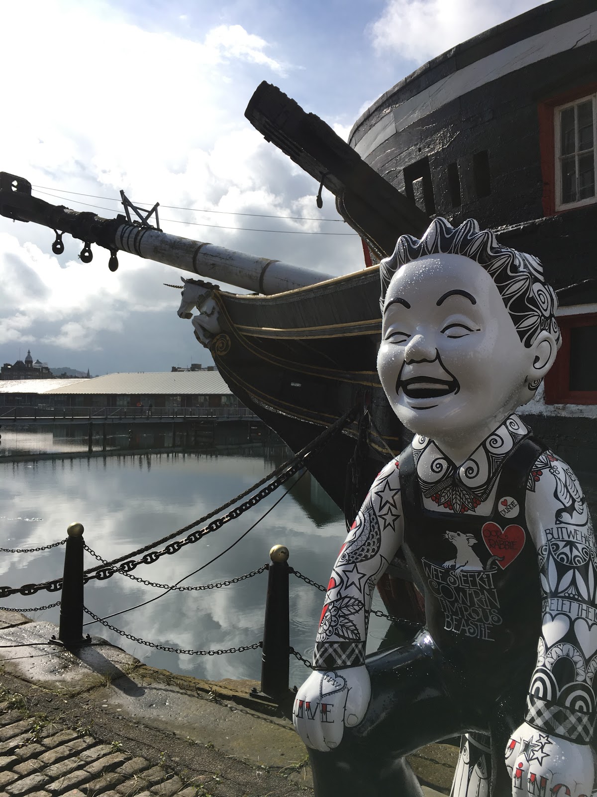 Oor Wullie statue at the Unicorn Dundee July 2016