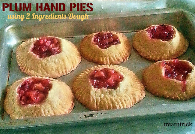 Plum Hand Pies using 2 Ingredients Dough Recipe @ treatntrick.blogspot.com