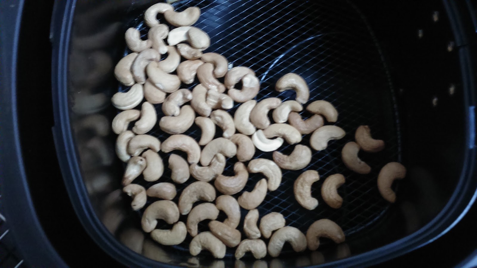 Enak Rasa Dari Dapur Kim: Kacang Gajus Goreng Air Fryer