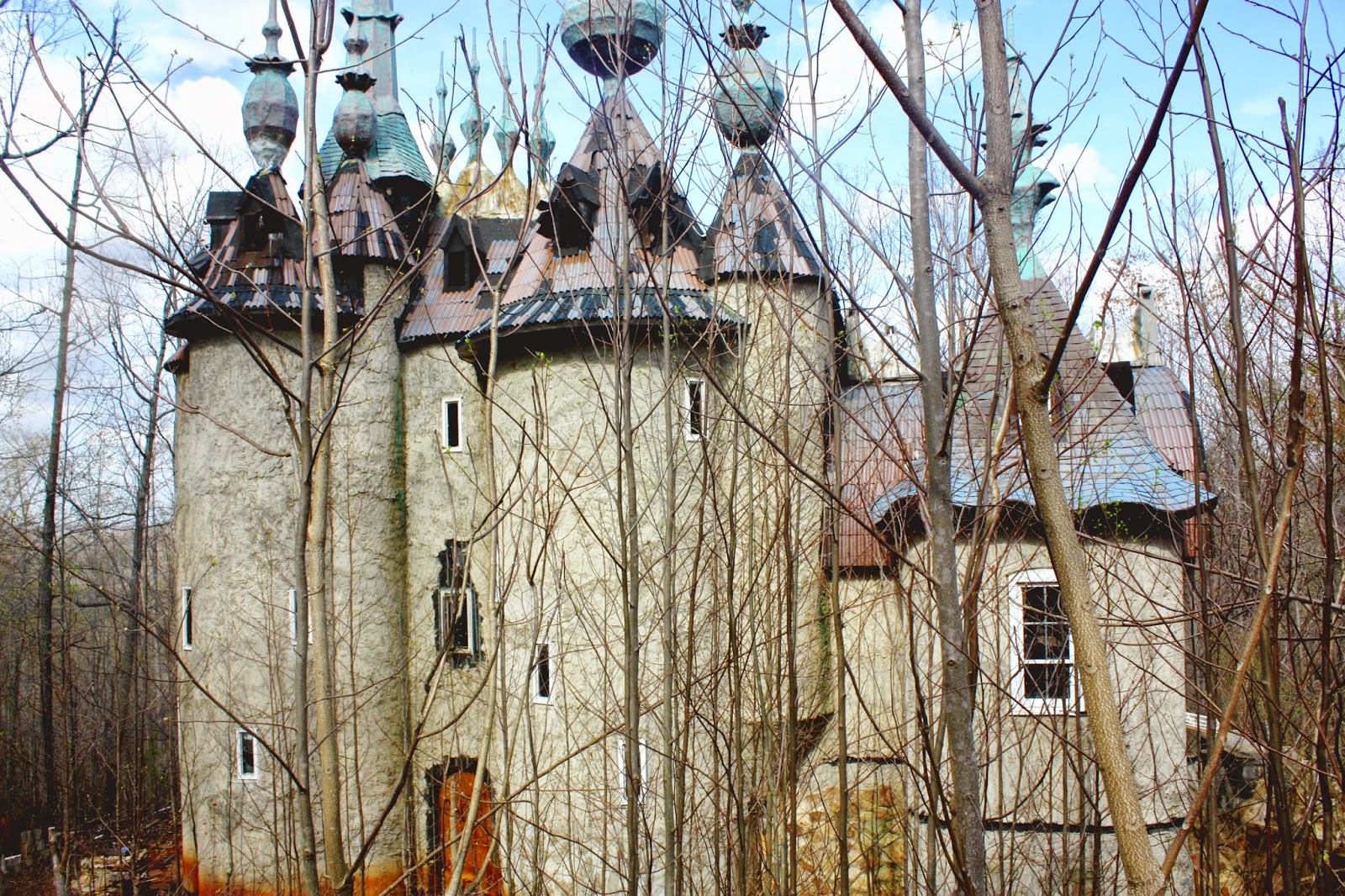 Discovering Home Castle Mont Rouge