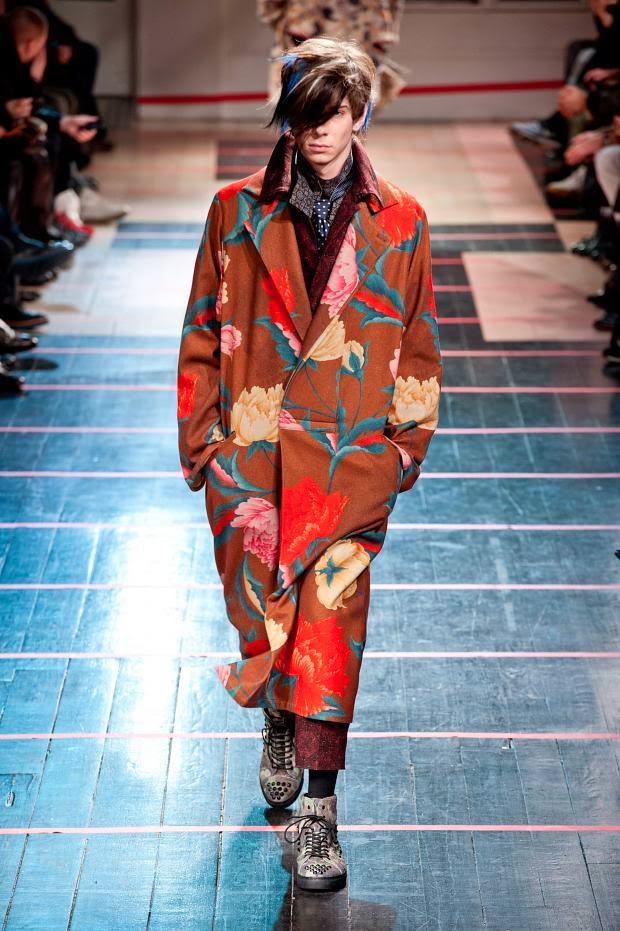 Fashion Week | Yohji Yamamoto Fall Winter 2014/15 Collection Paris ...