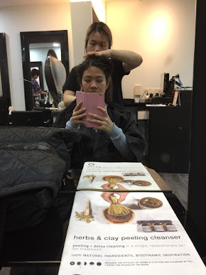 Massage Oway blend into scalp by Sweet BunnySingapore's Lifestyle, Hair & Beauty Blogger