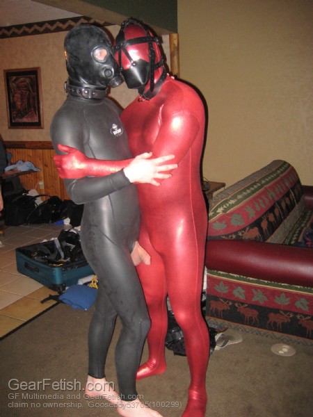 Wetsuits Fetish 74