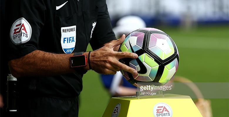 Terug kijken paniek Citaat 2016-17 Premier League Referee Kits Revealed - Footy Headlines