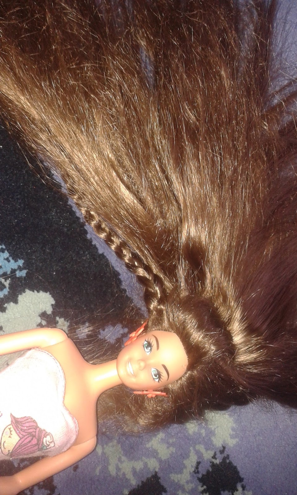 Baba gyűjtők ide!!! Glitter Hair Barbie doll