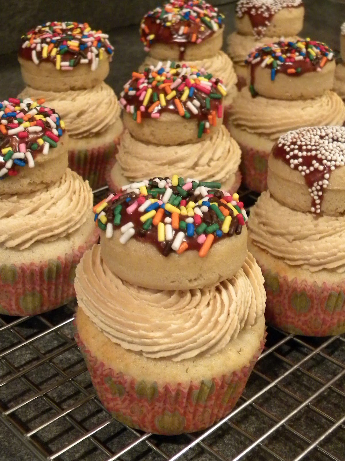 Ze Cookie Lounge Coffee and Donut Cupcake