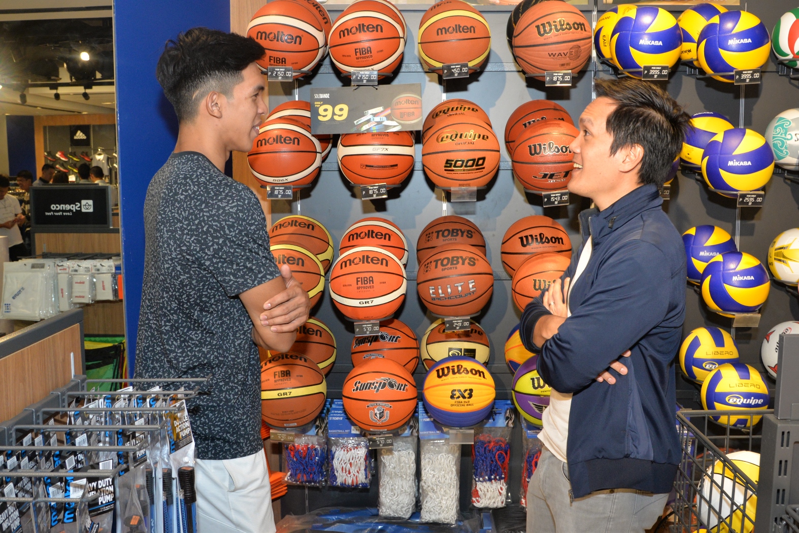 Manual to Lyf Toby’s Sports Open New Store in Ayala Feliz