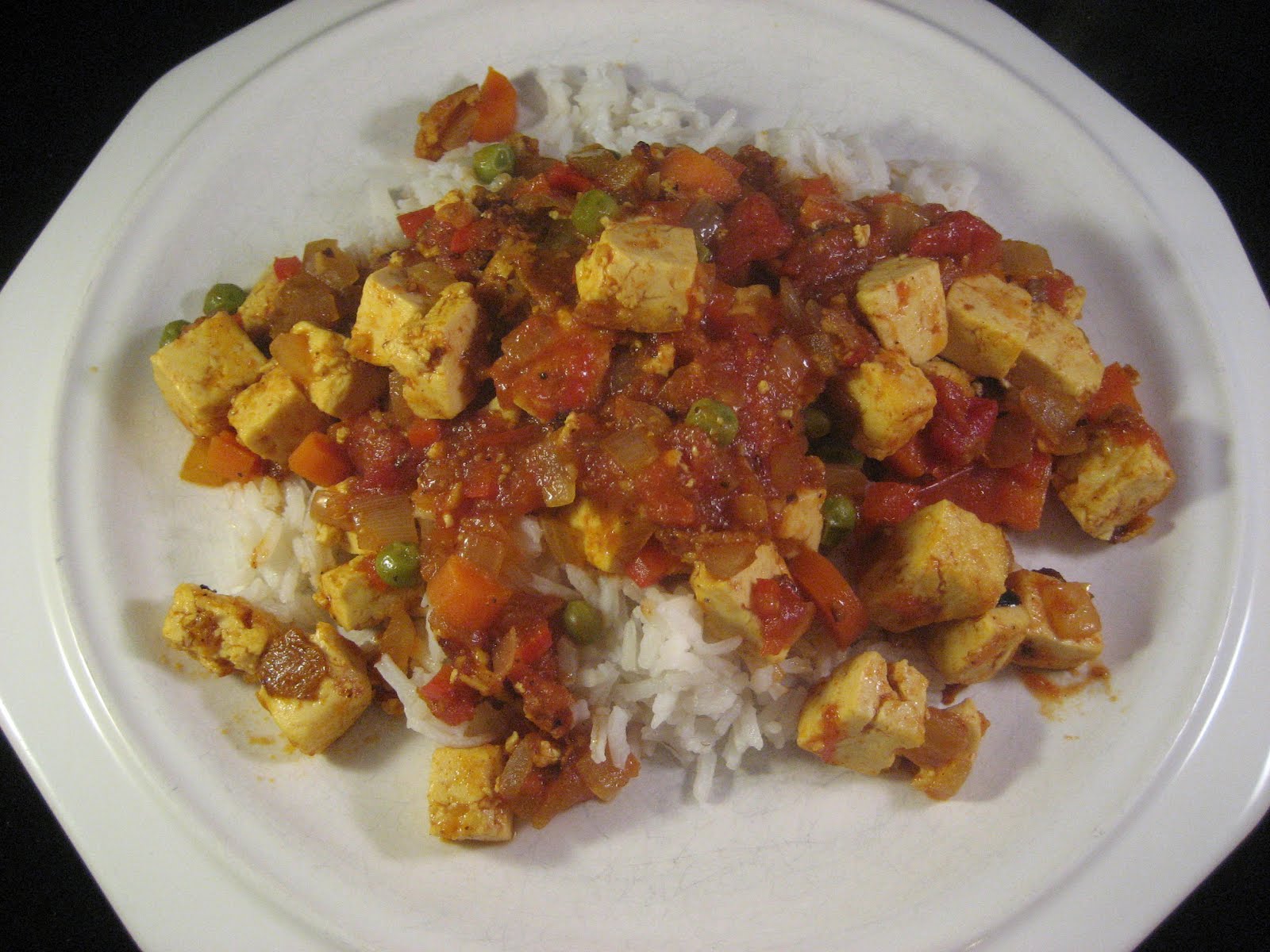 Chez Mona Tofu Vindaloo
