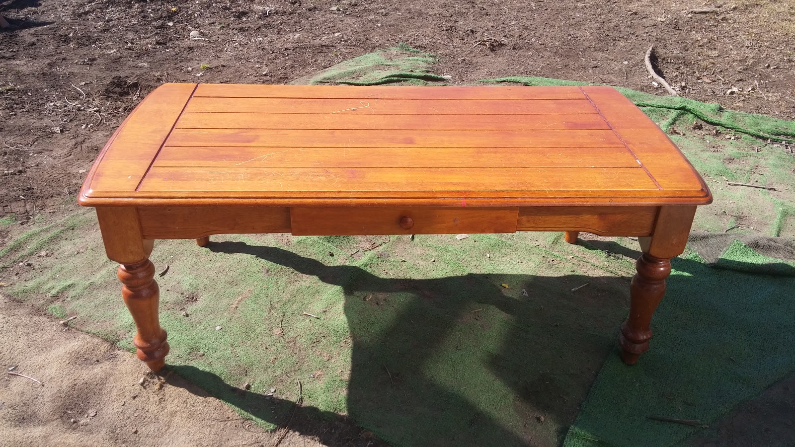 Gotta Have Projects Distressed Coffee Table without Sanding