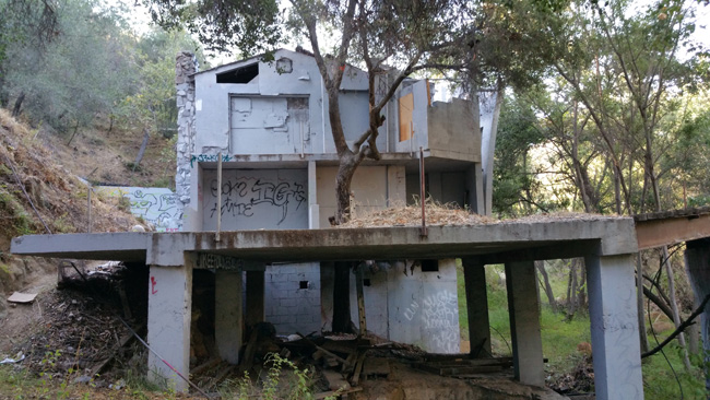 Abandoned Canned Heat House in Topanga Canyon, Los Angeles