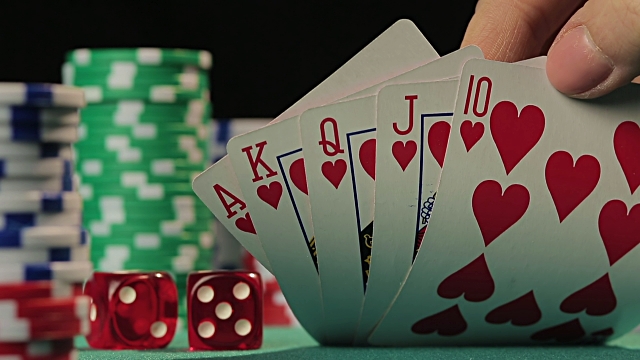 Mengenal Permainan Judi Poker Online - FORUM TARUHAN ONLINE