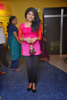 HeyAndhra Ulavacharu Biryani heroine Samyuktha Glam pics HeyAndhra.com