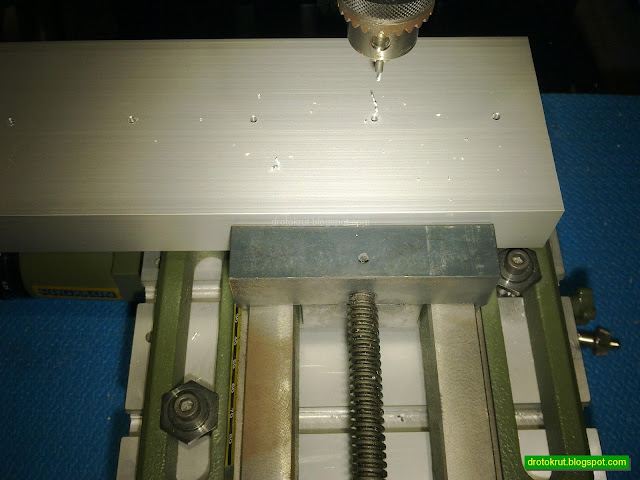Сверление алюминия твердосплавным комбинированным сверлом для печатных плат