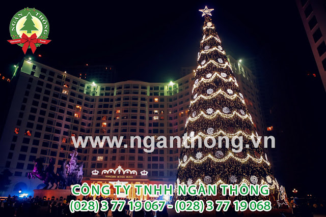 Thiết kế thi công cây thông noel bằng đèn led