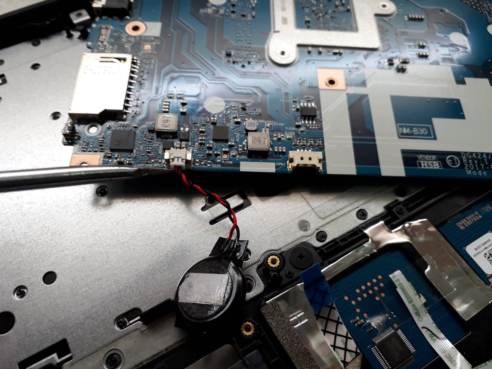 Замена батареи в ноутбуке Lenovo IdeaPad G50-45