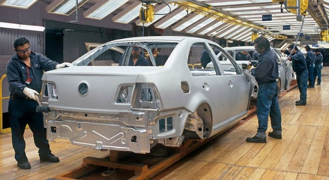 Volkswagen solo ofrece incremento salarial de 2.5% a sus trabajadores