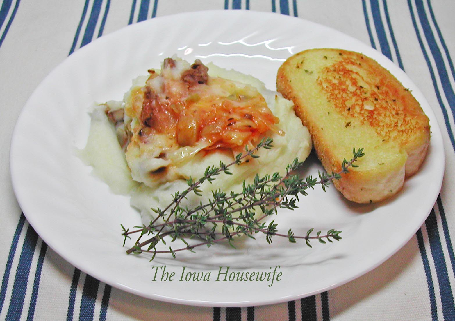 The Iowa Housewife Unstuffed Cabbage Pie