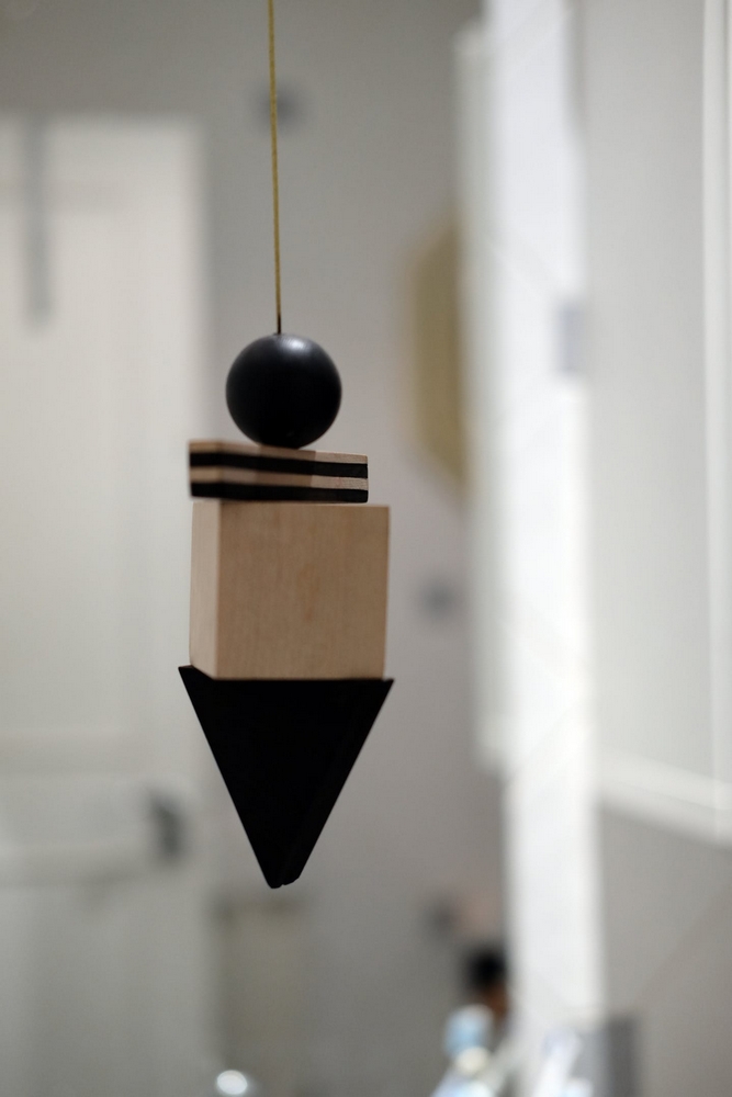 UN LIEU DIFFÉRENT... ART, GÉOMÉTRIE ET COULEURS