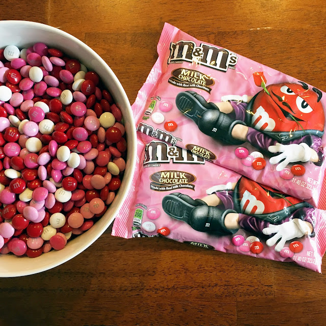 Chasin' Mason : Penguin Valentine's with M&M candies