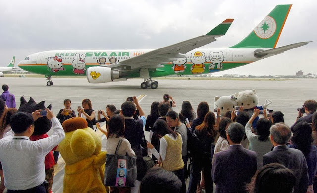 Avião da Hello Kitty - Aviões temáticos para fãs