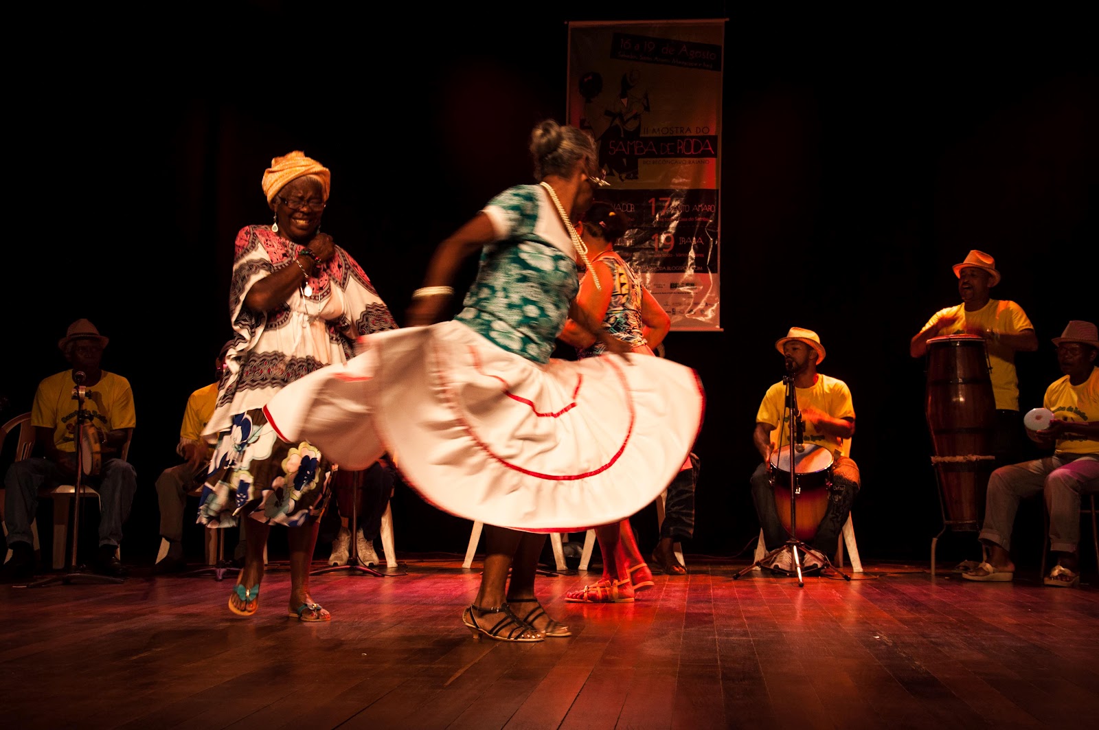II MOSTRA DO SAMBA DE RODA DO RECÔNCAVO BAIANO: Primeira Noite da II ...