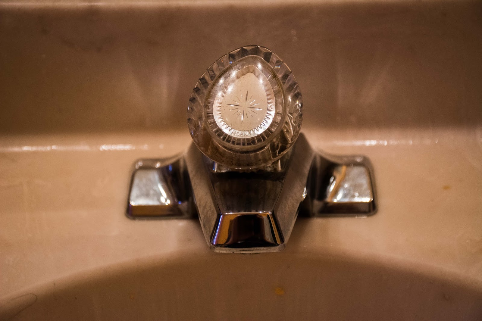 Lil' Blog and More Finally Updating Our Bathroom with American Standard (Faucet Review)