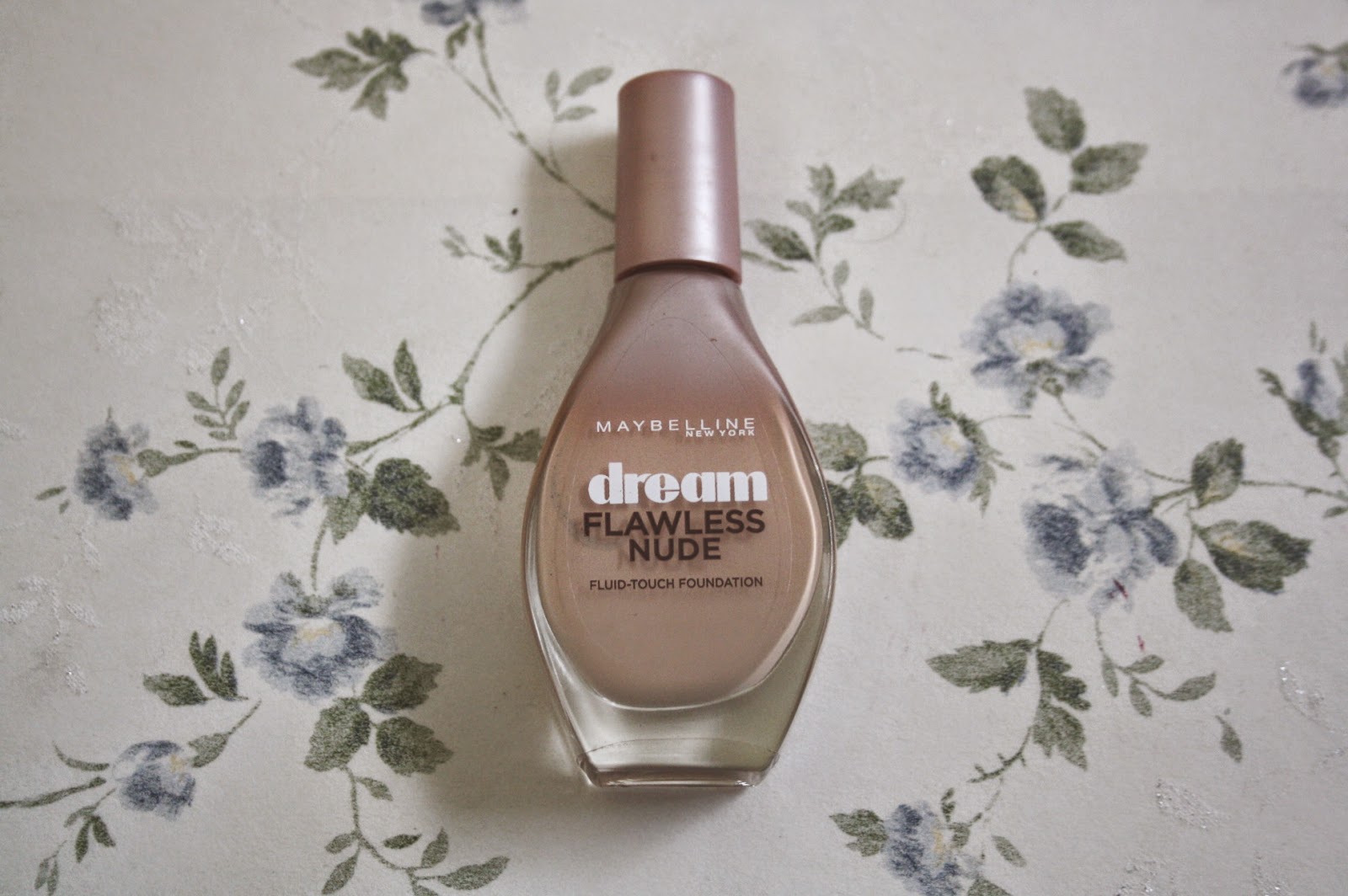Maybelline Dream Flawless Nude Foundation 
