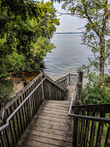 Raymers Cove at UW Lakeshore Preserve Raymers Cove at UW Lakeshore Preserve