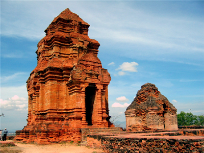 Propinsi Ninh Thuan memugar serta mengkonservasikan situs peninggalan etnis Cham