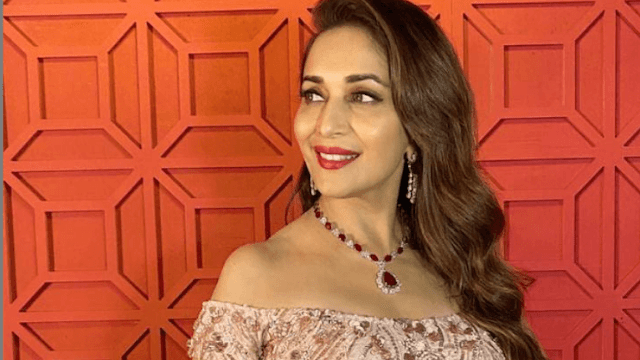 Dhak Dhak Girl Madhuri Dixit Nene celebrates Her mother's birthday at HomeDhak Dhak Girl Madhuri Dixit Nene celebrates Her mother's birthday at Home Dhak Dhak Girl Madhuri Dixit Nene celebrates Her mother's birthday at Home