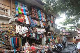 Pasar Ubud http://www.kabarloka.com