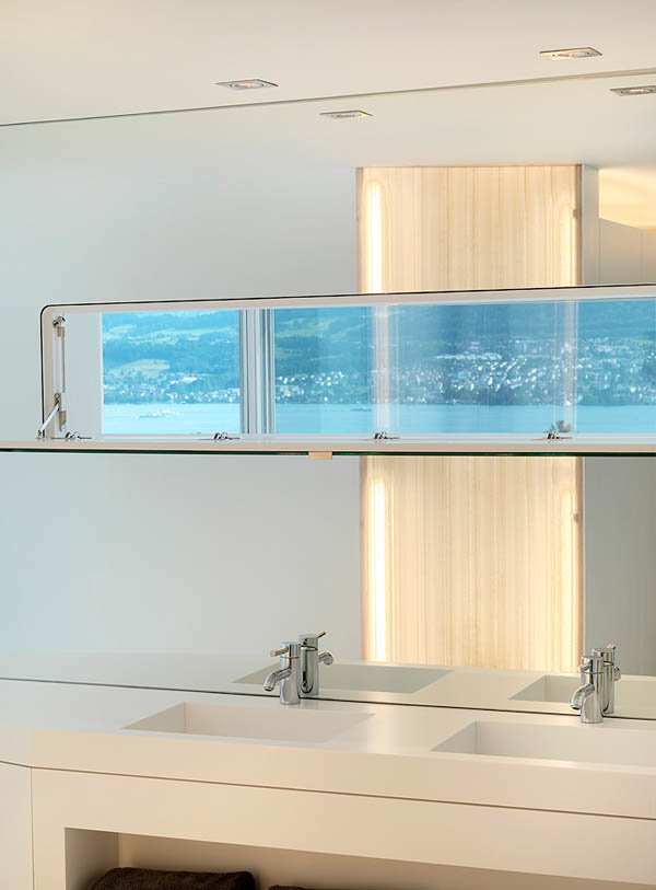 Casa Contemporánea Expuesta a Inspiradoras Vistas del Lago Zurich