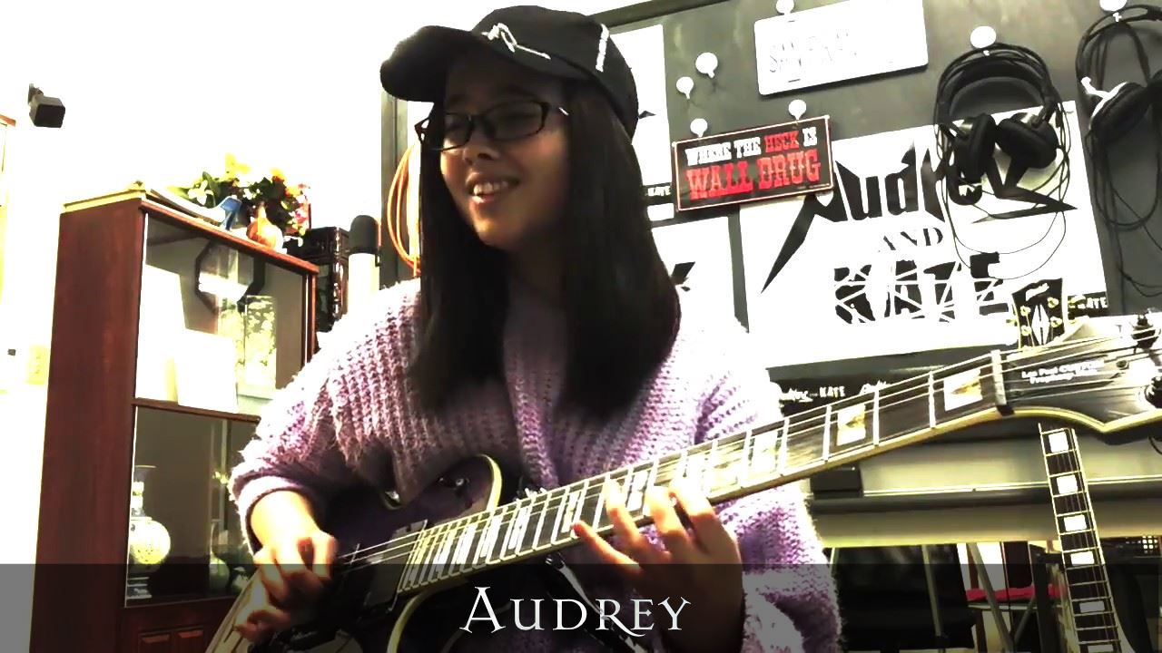 Audrey Buckethead Soothsayer