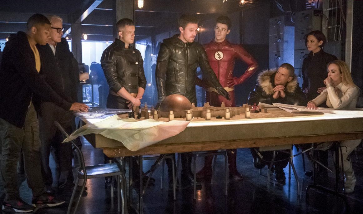 Doux Reviews: The Flash: Crisis on Earth-X, Part 3