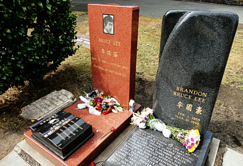 Bruce Lee's Grave Site - Seattle, WA | Editing Luke