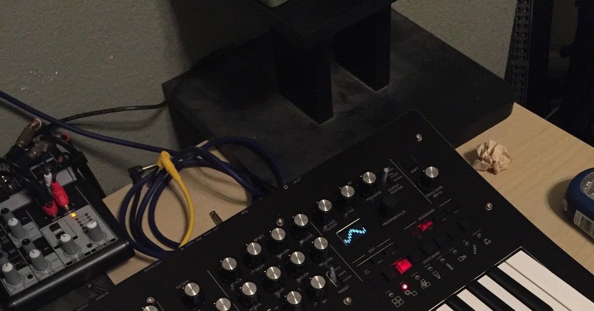 MATRIXSYNTH Custom BLACK Minilogue with Moog style knobs