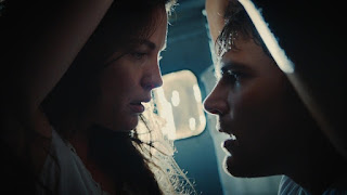 ausCAPS: Chris Zylka nude in The Leftovers 2-03 "Off Ramp"