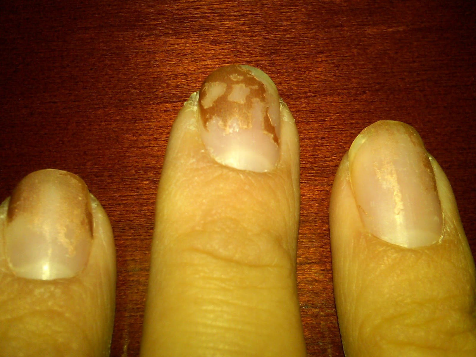 Shopping Hungry How To Get A Shellac Manicure