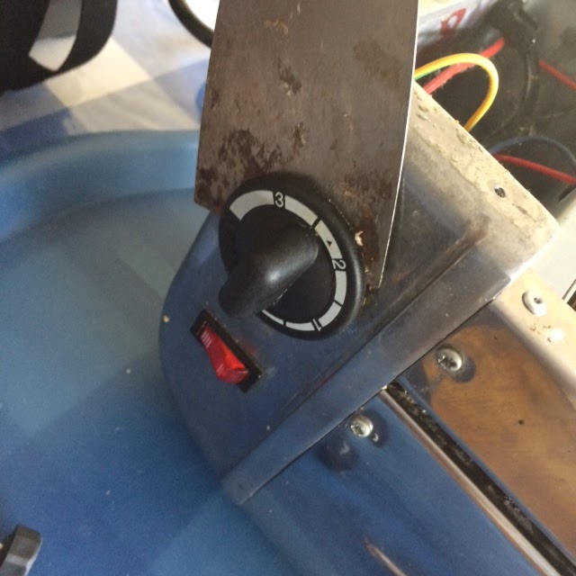 mending things Replacing the timer in a Dualit toaster