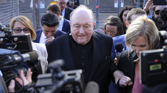 Uskup Agung Philip Wilson Mengundurkan Diri Setelah Pelecehan Seks