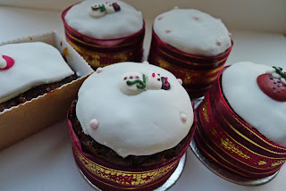 Animal cakes ideas More than a fruitcake: Mini Christmas Fruit cakes