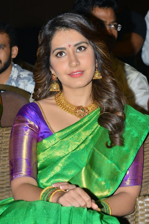 Raashi Khanna at Srinivasa Kalyanam Audio Release