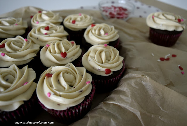Cupcakes red velvet San Valentín