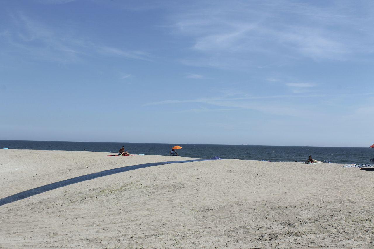 On Rockaway Beach and Boardwalk, the Basics for a Quick Beach Escape
