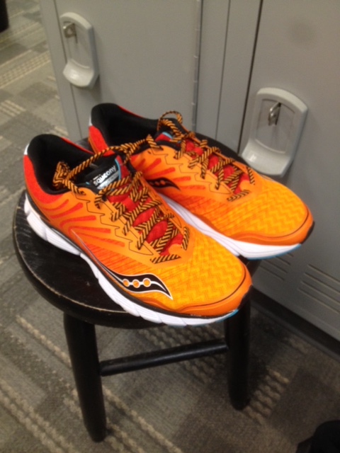 saucony breakthru 2 running shoes review