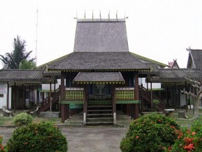 BANJAR - Rumah Adat Kalimantan Selatan