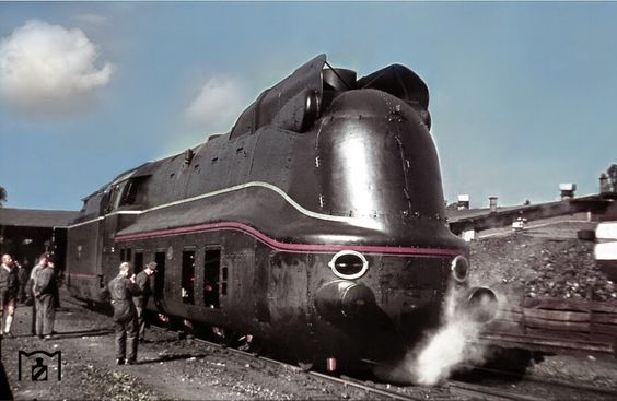 20 September 1940 worldwartwo.filminspector.com Reichsbahn train