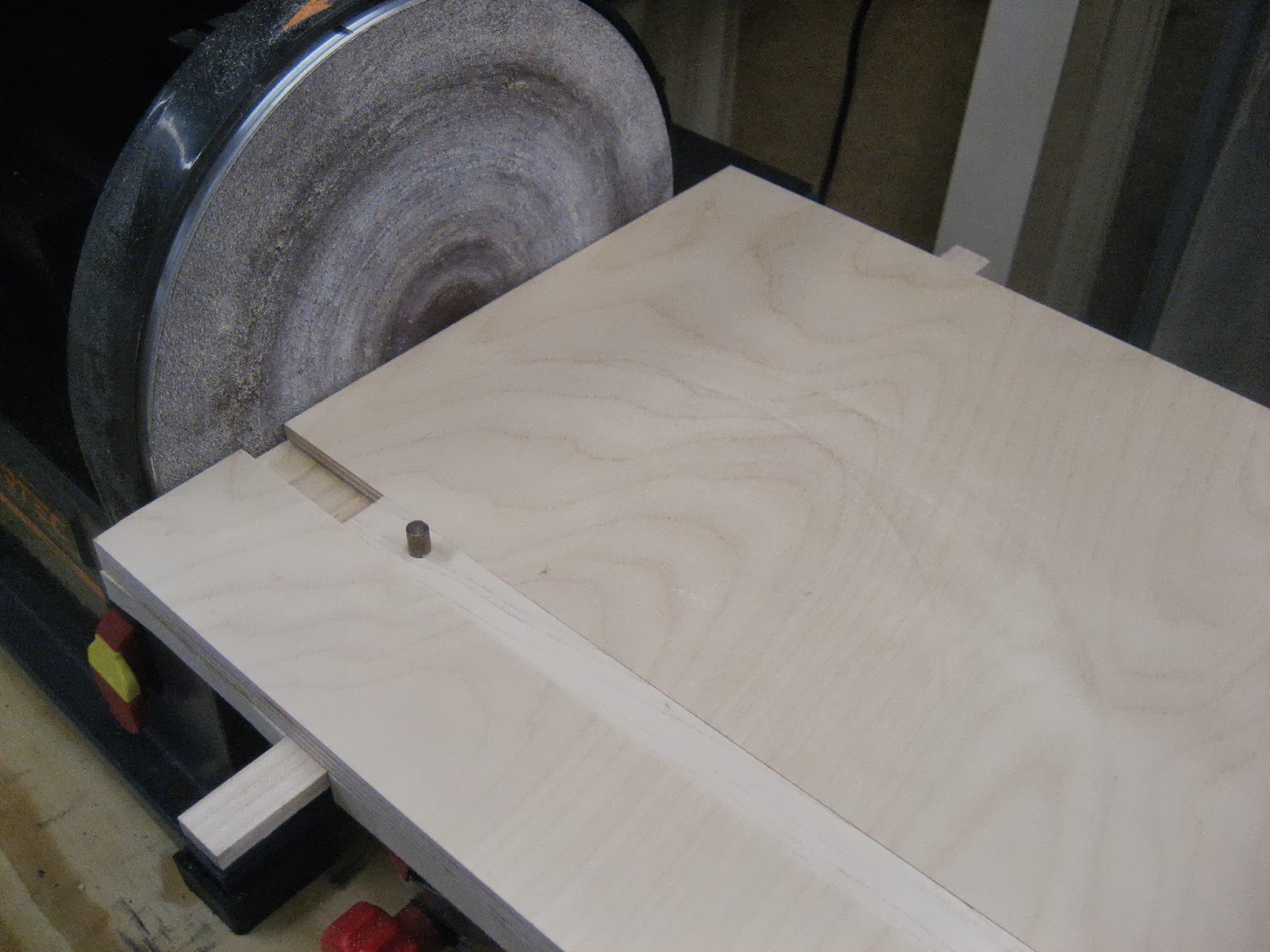 Circle Sanding Jig for Disc Sander