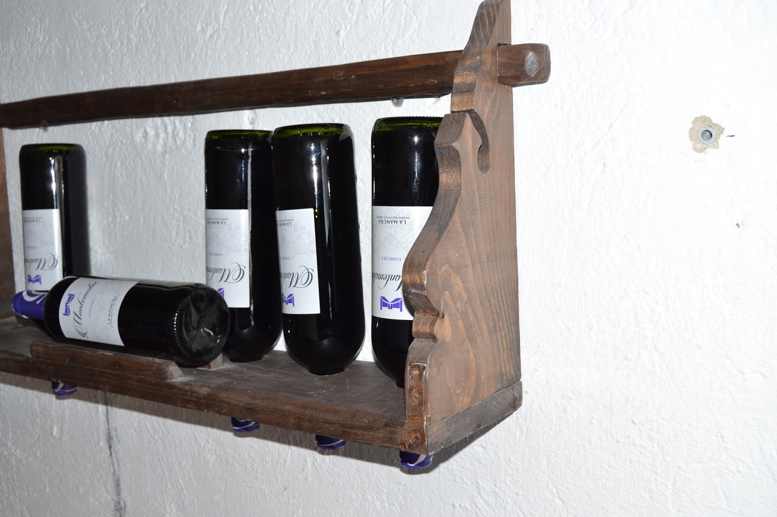 ARTESANÍA RÚSTICA EN MADERA botelleros de madera rústicos