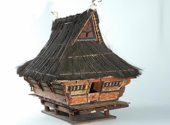 Inilah desain bentuk rumah Adat Karo dan penjelasannya - Karo Gaul